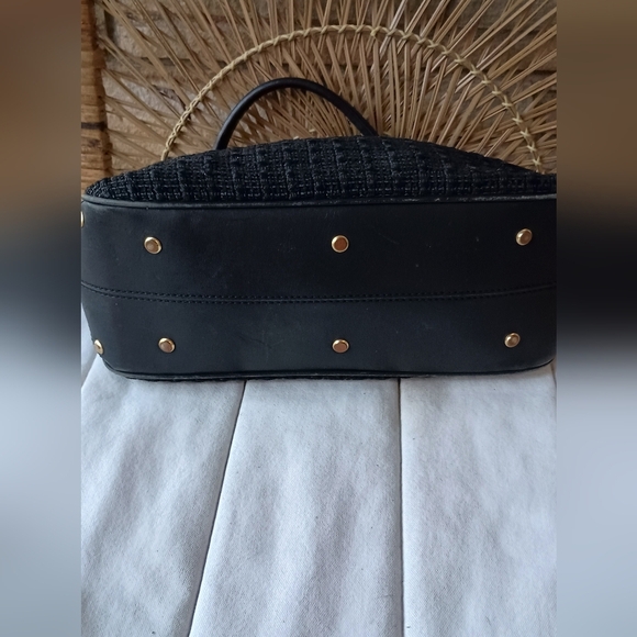 Boss Hugo Boss Elegant Black Leather And Woven Tweed Handbag - Picture 3 of 6